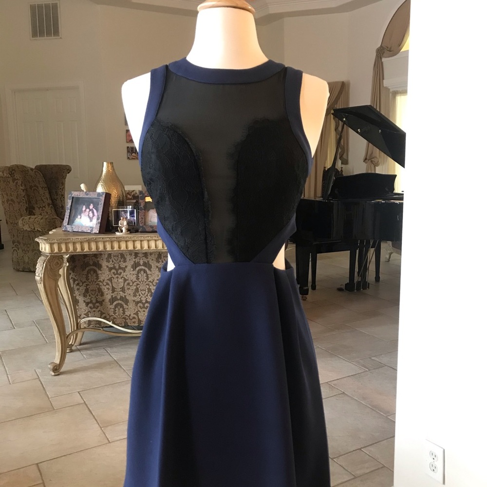 BCBGeneration Lace Dress Navy SZ 0 NWT
